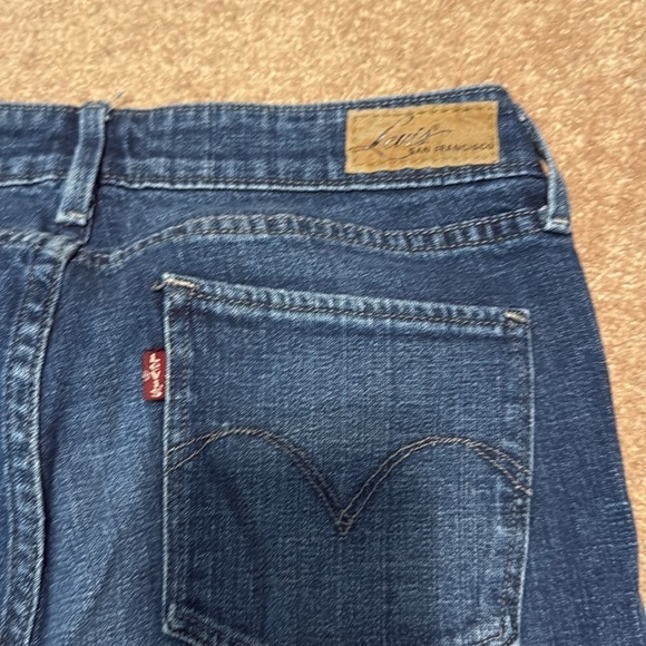 Levi’s Demi curve skinny size 4 short - Picture 7 of 7
